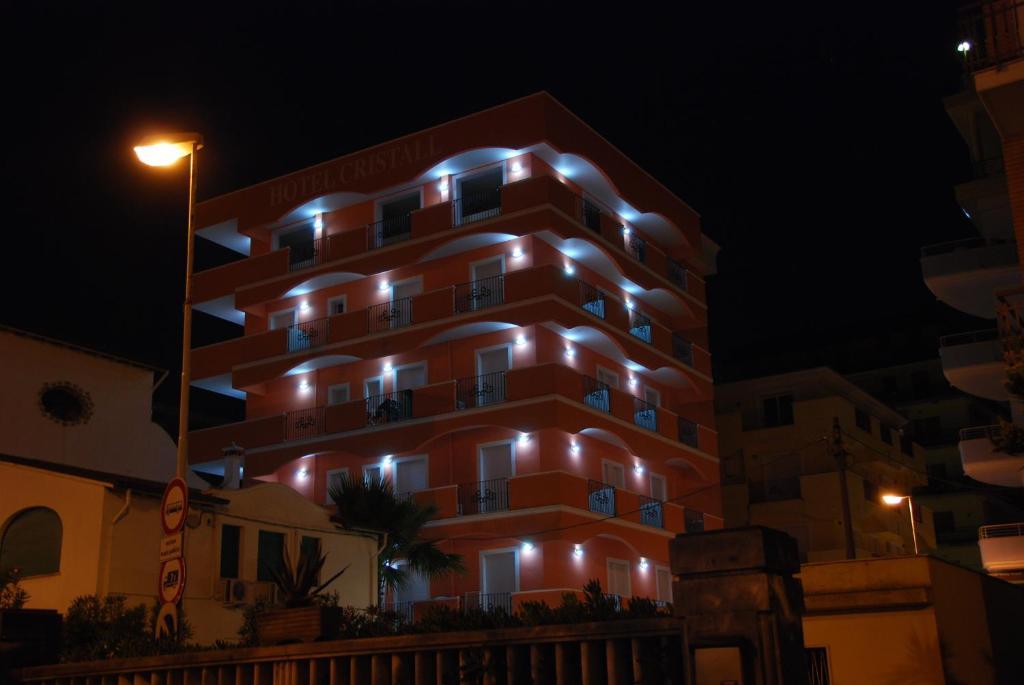 Hotel Cristall Сан-Бенедетто-дель-Тронто Экстерьер фото