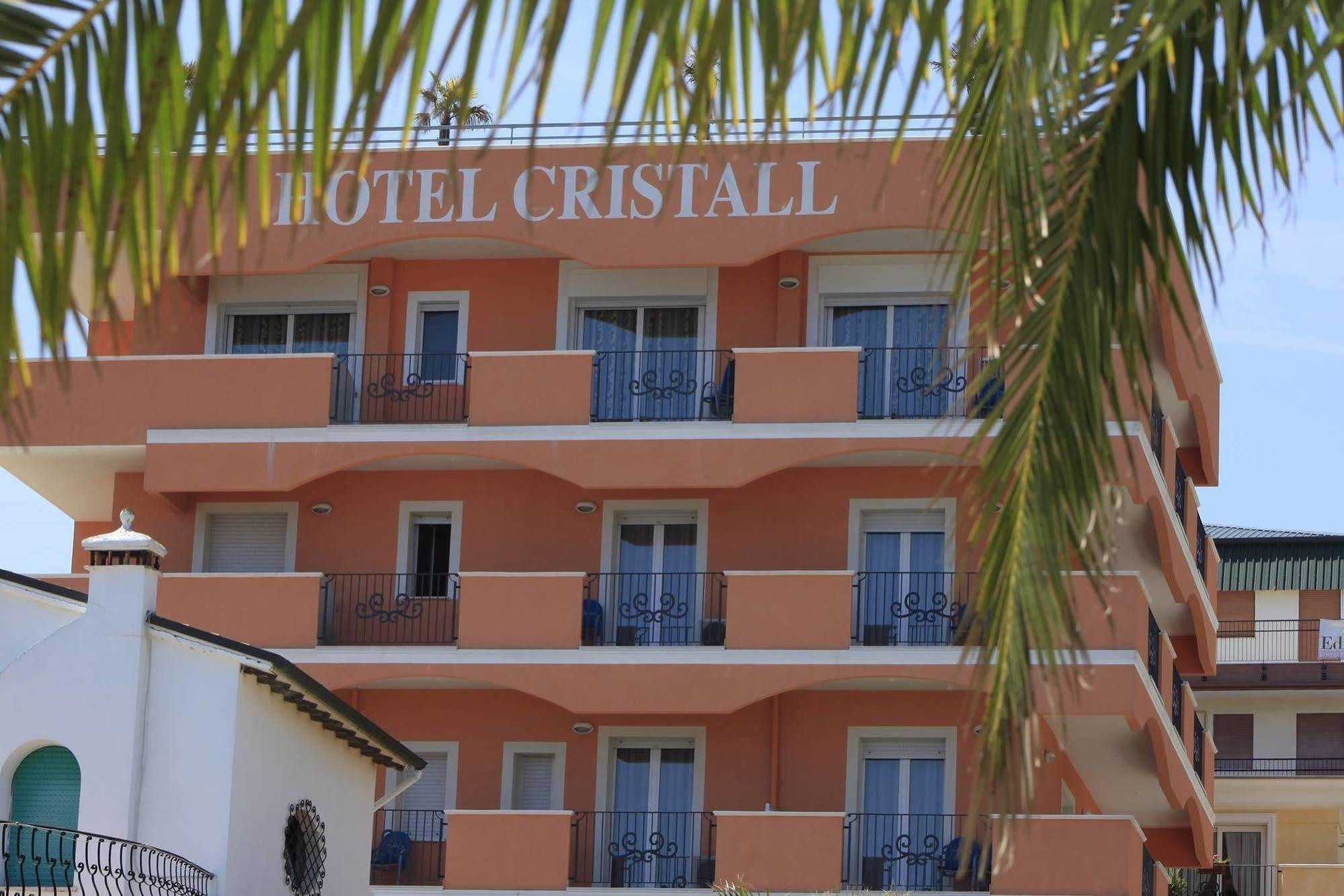 Hotel Cristall Сан-Бенедетто-дель-Тронто Экстерьер фото